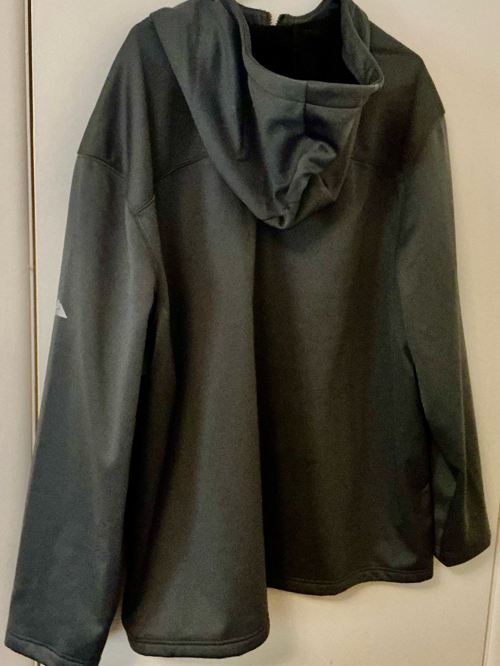 Ozark Trail dark gray Fleece Jacket with Orange Logo Tag - Picture 3 of 6